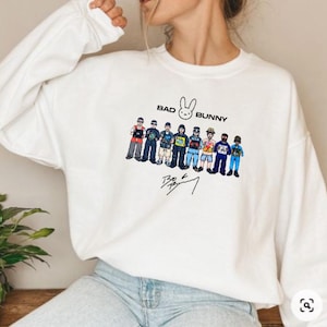 Bad Bunny Debi Tirar Mas Fotos Sweatshirt, Reggaeton Streetwear Bad Bunny Merch, Conejo Malo, Benito Limited Edition
