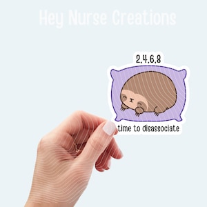 Anti Social Faultier Sticker: Sarkastisches Sleepy Vinyl Sticker