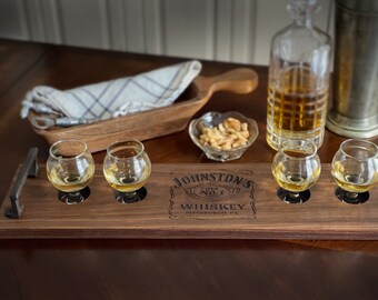 Personalized Flight Board with Glasses