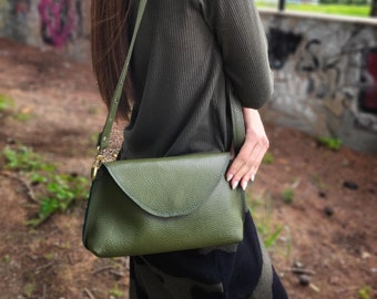 Sac à main en cuir vert, sac bandoulière pour femme, pochette en cuir, pochette en cuir à bandoulière. DORA