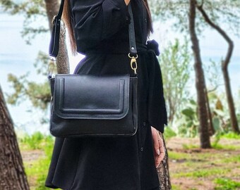 Sac à main bandoulière en cuir noir, sac à bandoulière en cuir, sac à bandoulière pour femme, cadeau pour femme. BRUNETTE