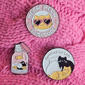 Pin's Catlover Chats mignons – Badge Chat, Chaton, Minou – Bouton animal drôle Certifié Cat Lady, Antidépresseurs, Meow Meow Catitude,