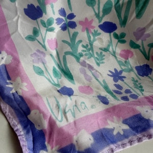 vintage Vera foulard coccinelle signé | Foulard carré fleuri pastel 25 x 25