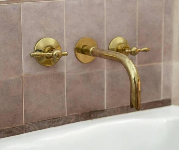 Solid Brass Wall Mount Built In Bathroom Vanity Sink Faucet With lever Handles