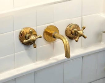 Solid Brass Wall Mount Built In Bathroom Vanity Sink Faucet With Lever Handles