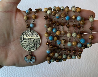 Boho rozenkransketting: hanger reiscamper, Tsjechisch jaspisglas, 72 inch