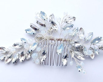 Bridal Opal and crystal leaf knot hair comb. Wedding Hair comb. Wedding accessory. Bridesmaids Hair comb. Gift for her. Mother's day gift.