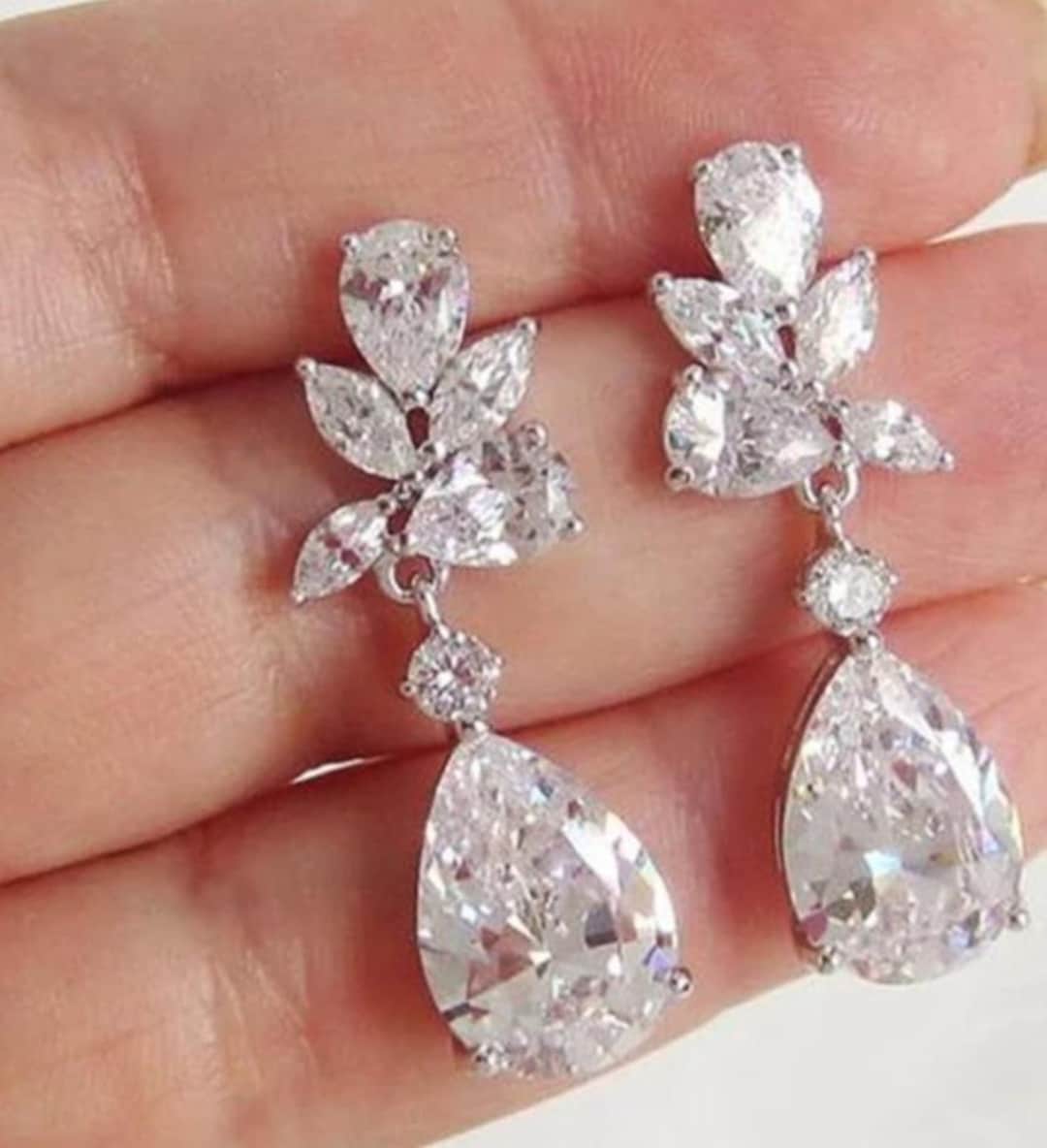 Silver Bridal Faux Diamond Earrings. Wedding Earings. Cubic Zirconia