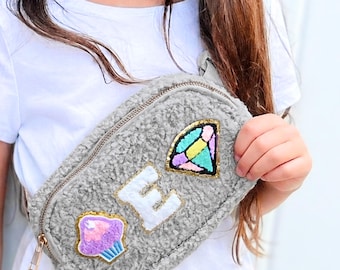 Personalized Belt Bag Custom Patches Fuzzy Pouch Travel Accessory Teddy Belt Bag Kids Fanny Pack Crossbody Style Sherpa Material Cozy Waist