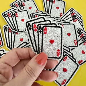 Ace Karten Aufnäher für Hut Gestickter Aufnäher Hearts Patch Bügelbild Western Aufnäher für Hut Bar Aufnäher DIY Junggesellinnenabschied Aufnäher Zocken