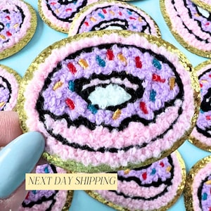 Pink Glitter Donut Patch Kawaii Iron-On Patch for Girls Chenille Patch for Jacket Embroidery Patch Sew On Patch for Clothing Craft Supplies
