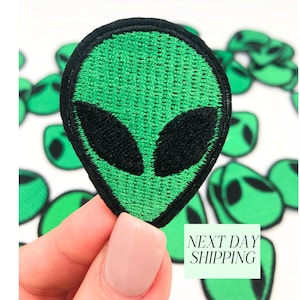 Green Alien Iron On Patch Space Theme DIY Clothing Decoration for Boy Backpack Patches Small Appliqué for Jeans DIY Sewing Patches for Kids