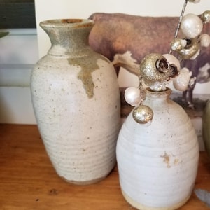 Vintage two tone, pottery signed Duvall, neutral, flower vase, ridged