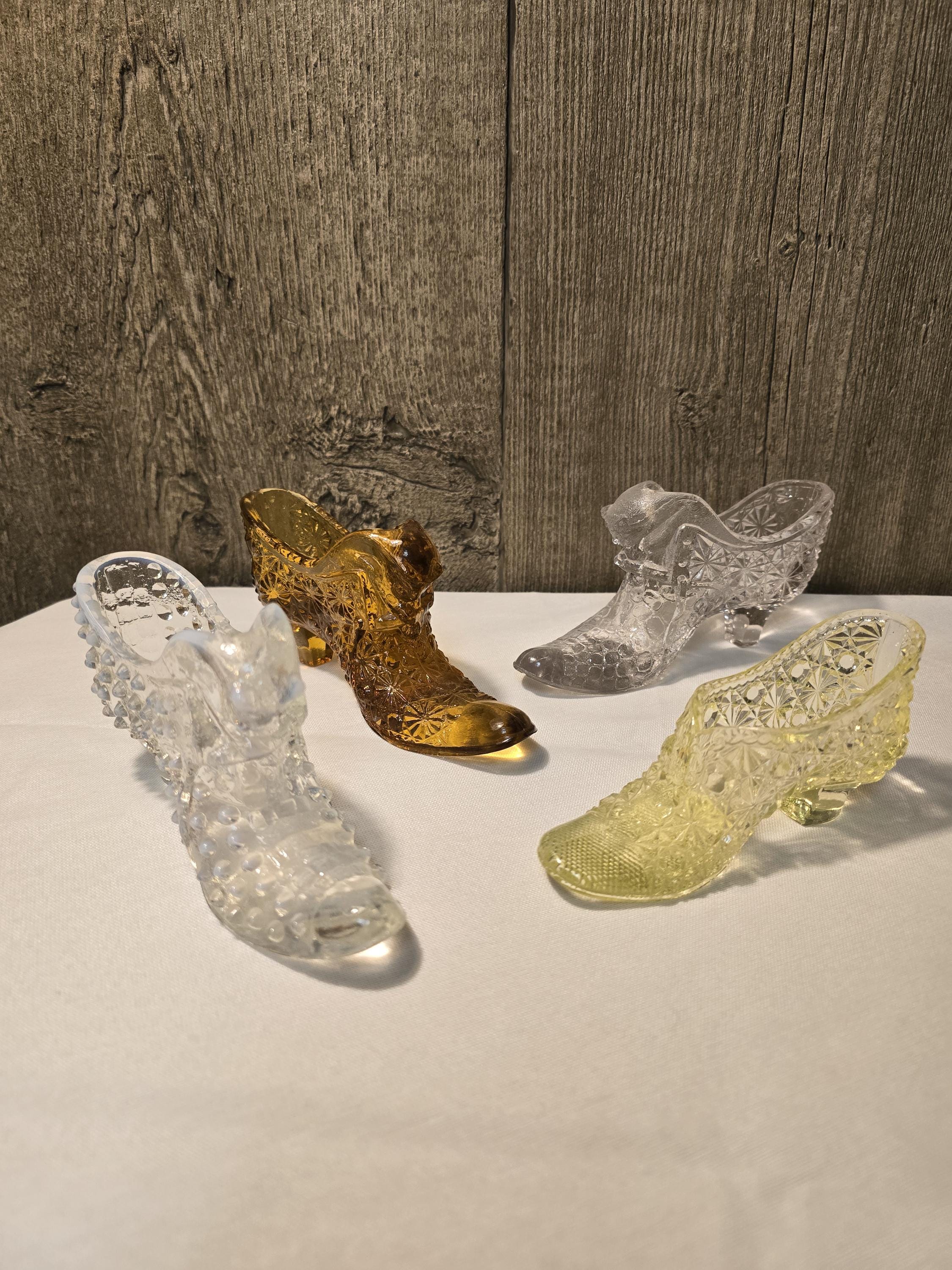 1950代製 FENTON フェントン キャットシューズ 靴 ホブネイル 2つ 2 - Vintage Fenton Milk Glass White Hobnail Glass Slipper