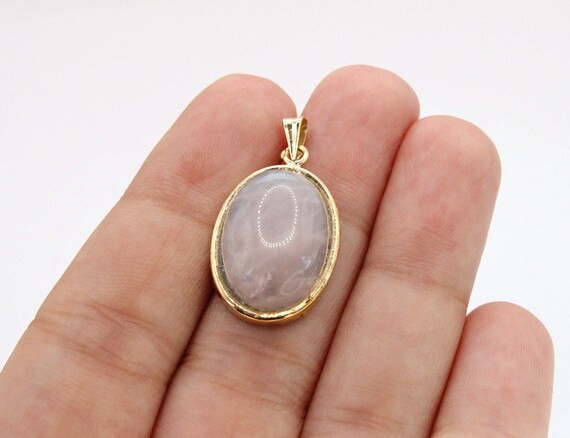 Pendentif en or jaune orné d'un cabochon de Quart… - image 7