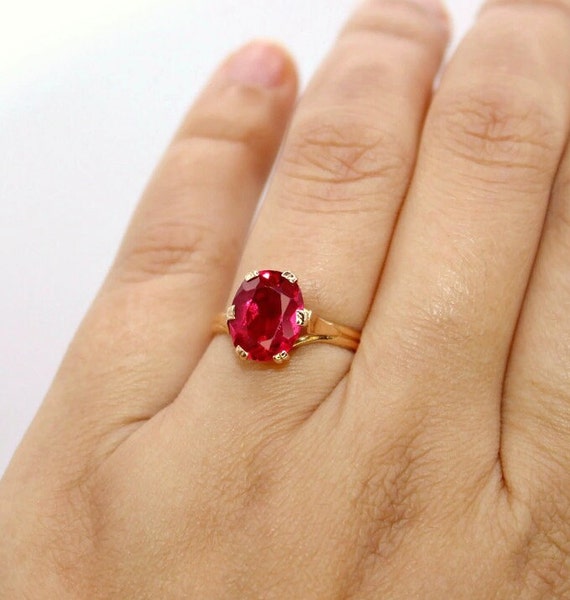 Bague Ancienne En Or 18 Carats Sertie D'un Rubis Synthétique Verneuil - Occasion - Bijou Vintage