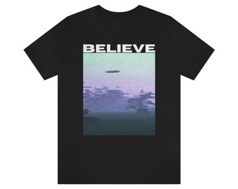 Vaporwave I Want to Believe in Aliens UFO Unisex Short Sleeve Shirt T-Shirt