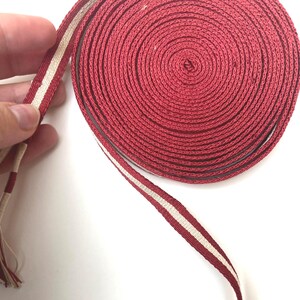 Ceinture romaine tissée à la main : accessoire de costume de reconstitution en laine fine