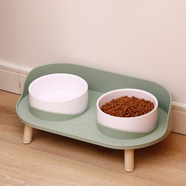 Double Pet Bowl Set For Dogs and Cats. Perfect for their food and water without making a mess. Very easy to use and aesthetic