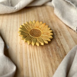 Trinket Dish | Sunflower Dish | Jewelry Dish | Sunflower Design | Handmade Ceramics | Gift Idea | Flower Decor | Home Decor | Birthday Gift