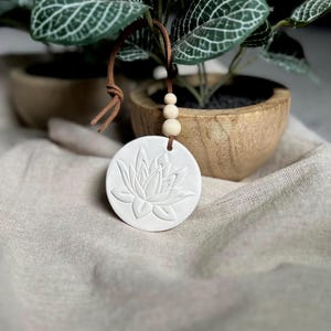 Lotus Ornament | Essential Oil Diffuser | Ceramics Diffuser | Passive Diffuser | Home Decor | Yoga |Aromatherapy | Handmade Ceramics | Gift