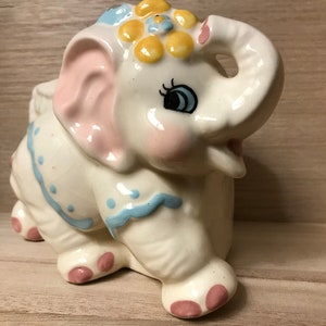 Vintage keramiek pastelkleurige babyolifant plantenbak