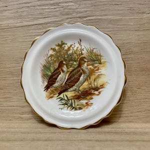 Kleine Royal Grafton Fine Bone China gouden geschulpte rand vogelbordje