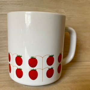 Vintage Strawberry Print Coffee Mug