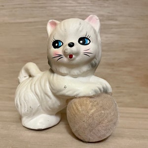 Vintage White Kitten Ceramic Figurine with Soft Yarn Ball