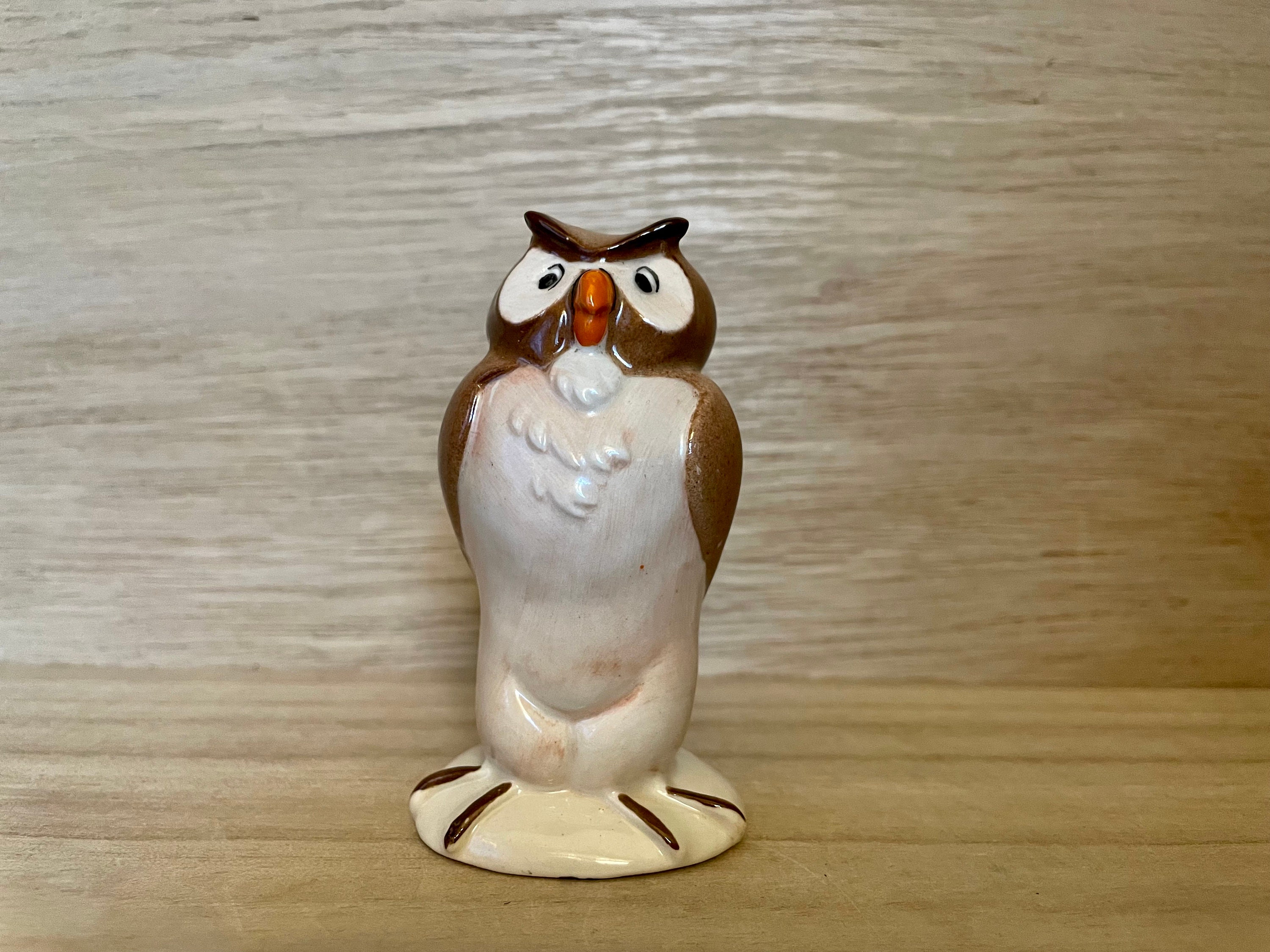 Vintage Walt Disney Prod. Owl Porcelain Figurine, Beswick England