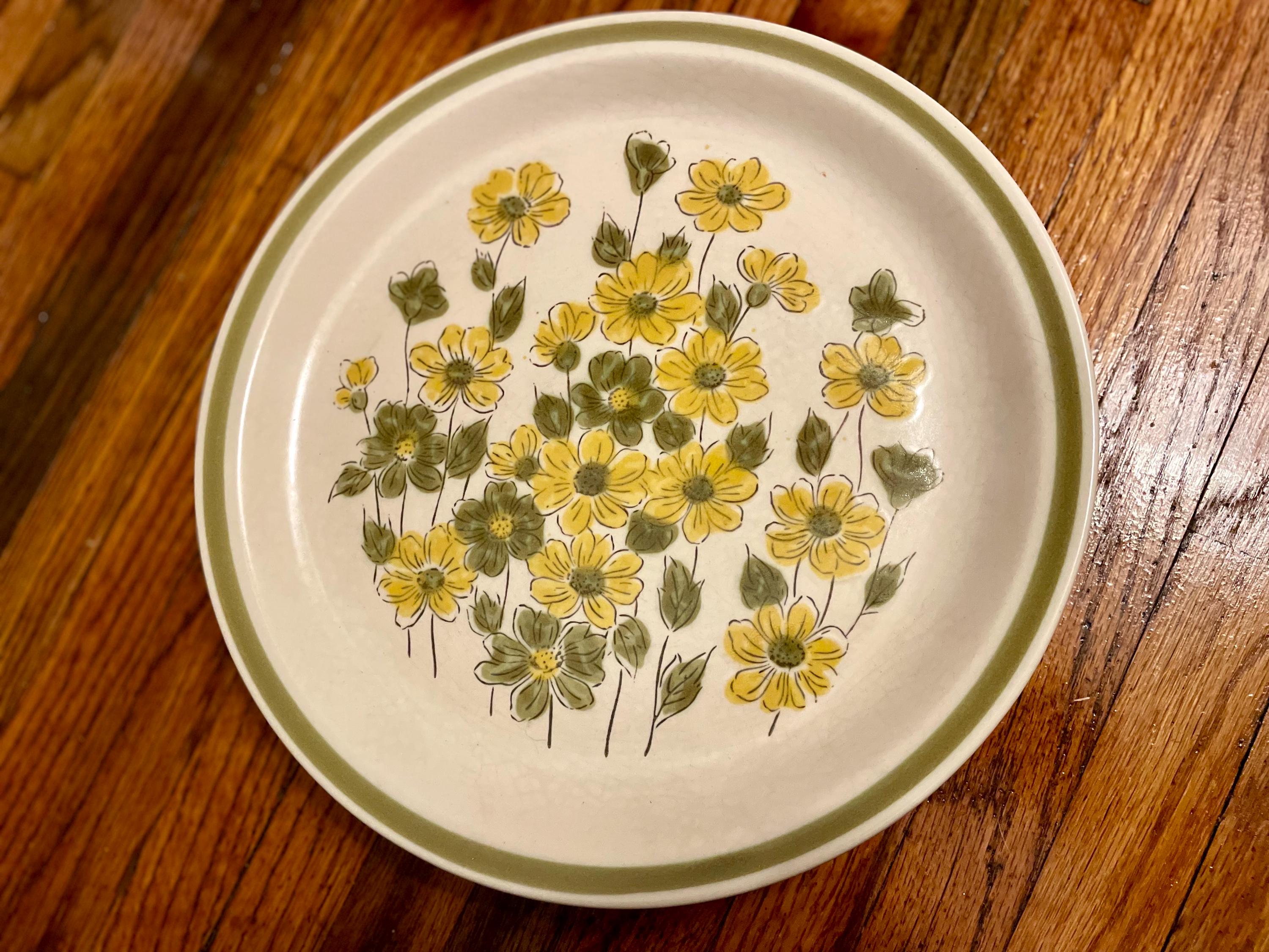 Set of Four Spring Bouquet 11” Vintage Stoneware Dinner Plates - Etsy