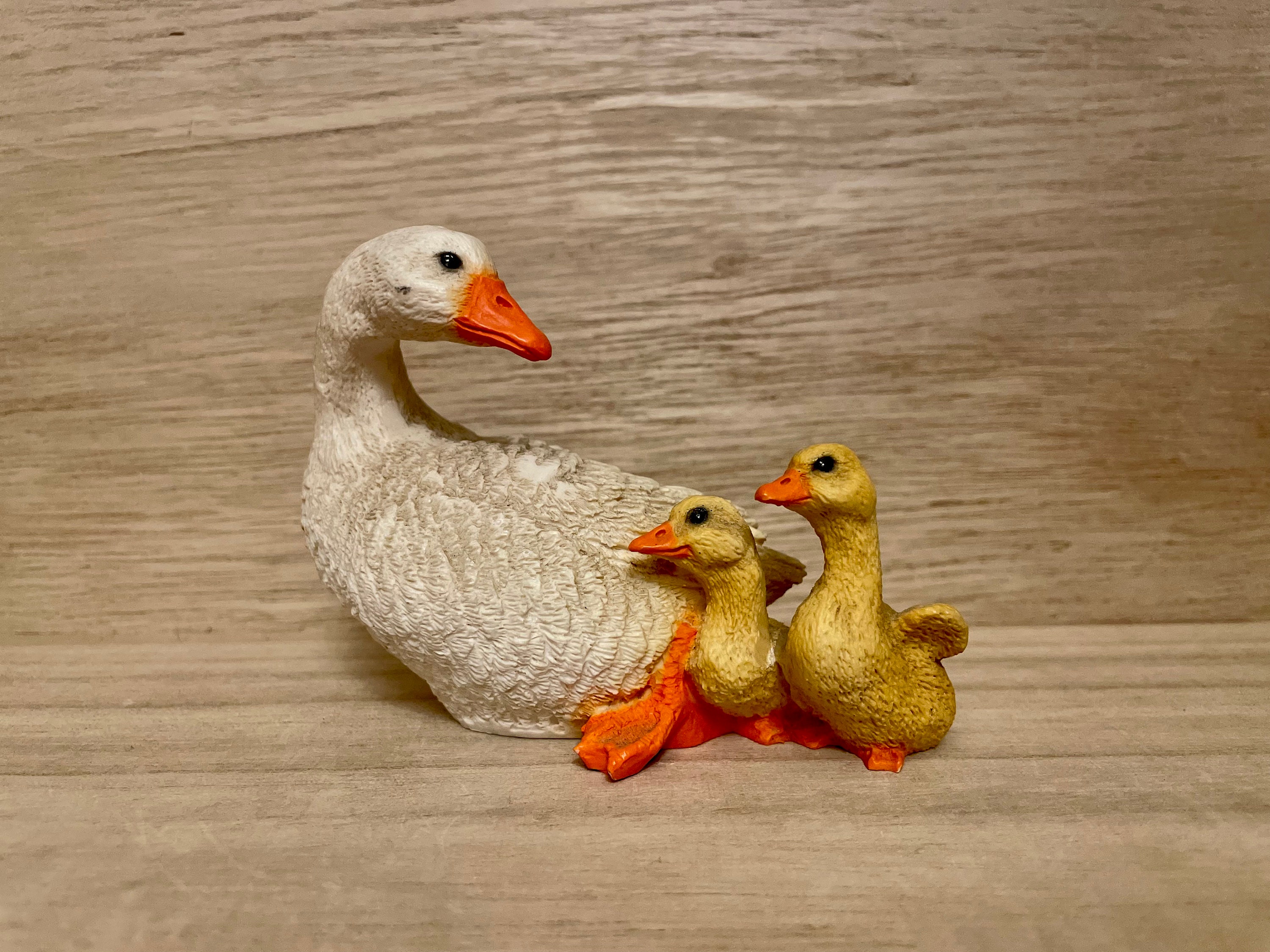 Vintage Ceramic White Duck and Ducklings Figurine 3” - Etsy