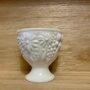 Vintage Avon White Milk Glass Wildflower Vase