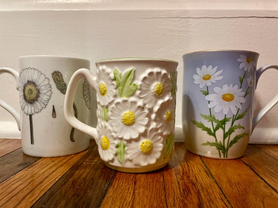 Vintage Daisy Mugs, sold separately