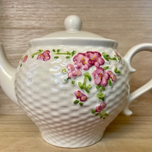Vintage Teleflora White Basket Style Teapot with Pink Flowers
