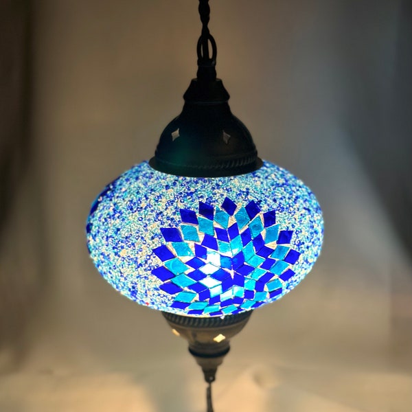 Lampe suspendue bleue en verre mosaïque Jolie orientale faite à la main