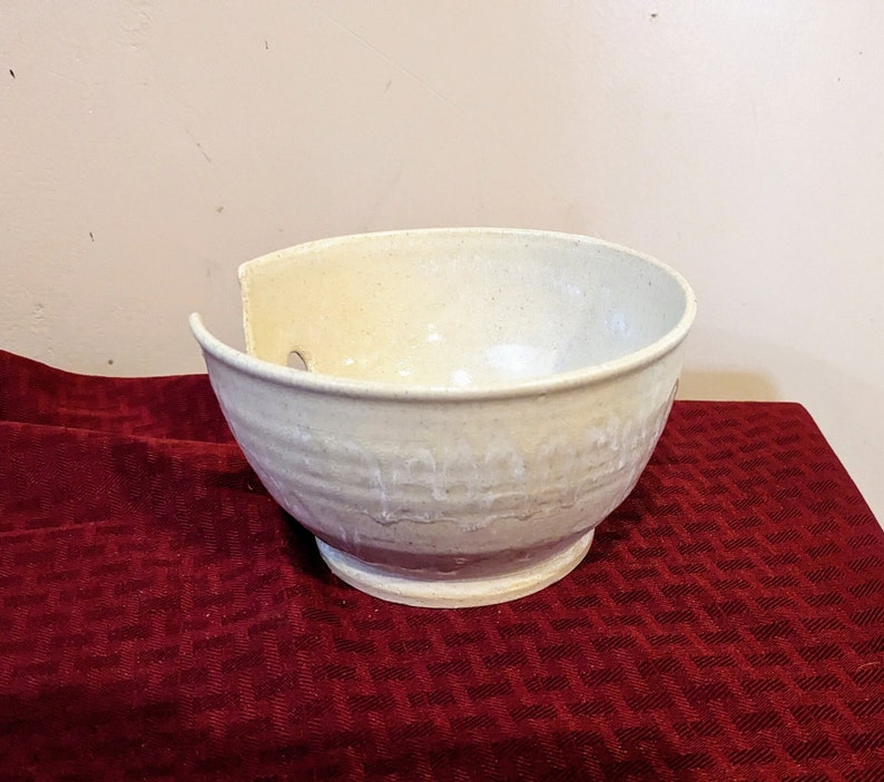 White Yarn Bowl, Ceramic Yarn Bowl, Knitting Bowl, Wheel Thrown Bowl, Wool Bowl, Knitting and Crochet Accessory, Gift for Knitters image 4