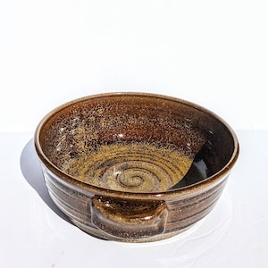 Gold and Brown Spiral Ceramic Bowl with Handles, Wheel Thrown Handmade Stoneware Medium Bowl, Cereal Bowl, Soup Bowl, Ice Cream Bowl