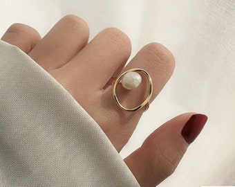 Delicado anillo de perlas de oro para mujer, delicado anillo de plata de ley, anillo de perlas minimalista con diseño simple, regalo de joyería de perlas para ella