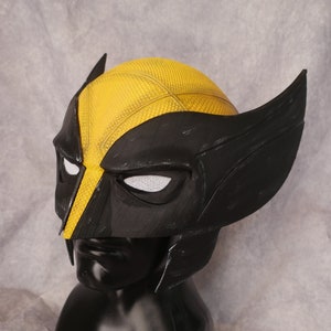 Movie Quality, Wolverine Mask Helmet from Deadpool 3, Realistic Cosplay Accessory, Perfect for Halloween Costume