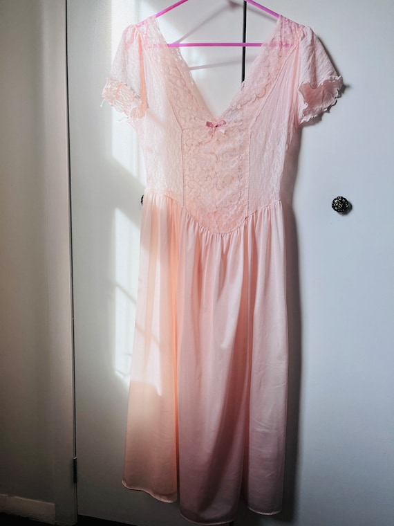 Vintage Cinema Etoile Pink Lace Nylon Nightgown - image 8