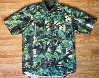 Cabela's Camouflage button up shirt Conifer vented brushed short sleave medium mens