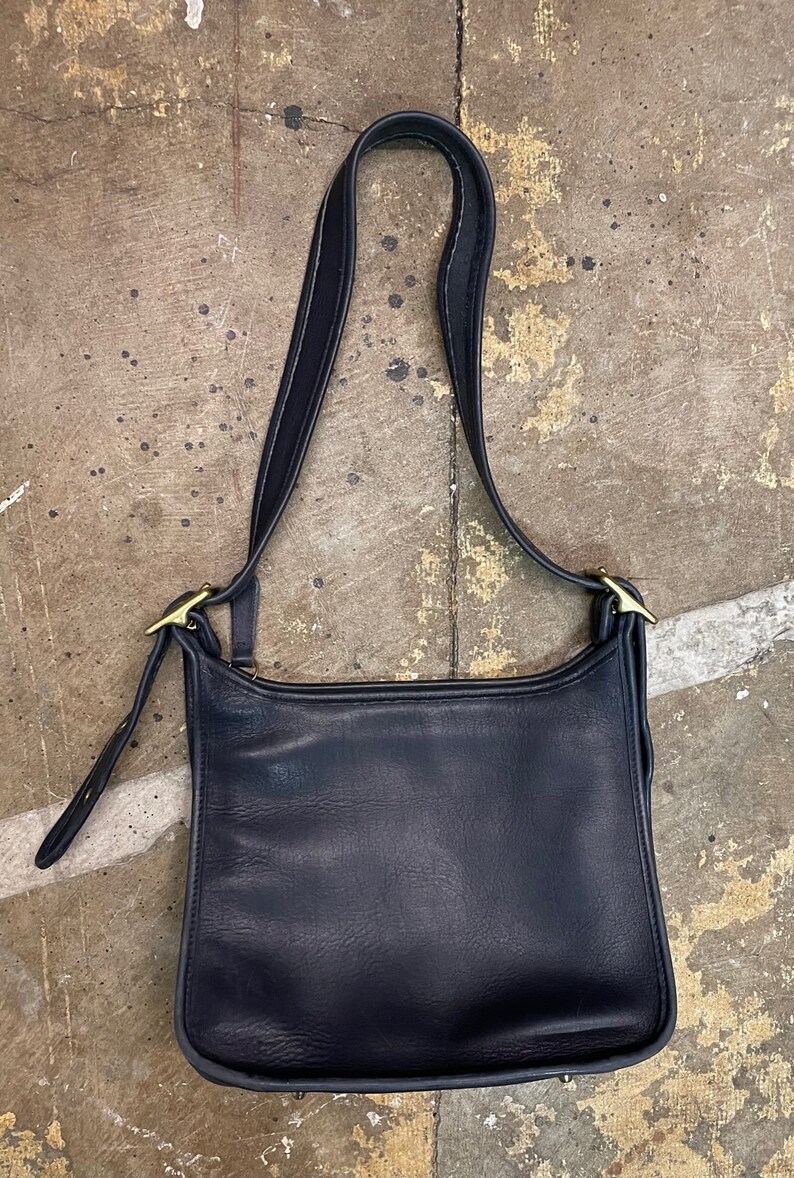 Vintage 90s Coach Blue Handbag Mode 9966 leather shoulder bag purse image 5
