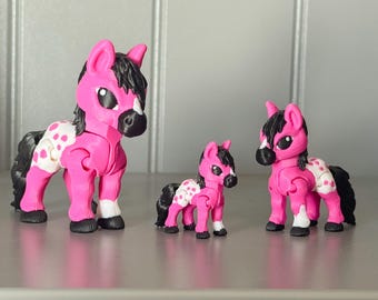Mini Horse Figurine: Fidget Desk Toy