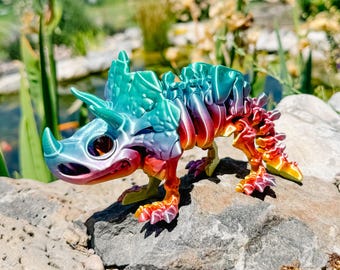 Zabawka w kształcie szkieletu dinozaura Triceratops Rainbow