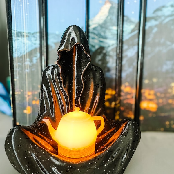 Porta-velas Fantasma Encapuzado: Decoração Literária Inspirada em Suriel ACOTAR
