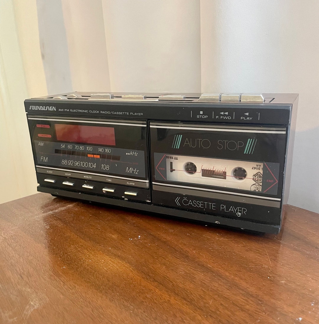Soundesign AM/FM Cassette Clock Radio Vintage Etsy