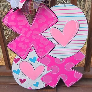 Valentine&#39;s Day Door Hanger, Heart Door Hanger, Love, Valentine Door Hanger, Personalized Door Decor, Valentine&#39;s Day Decor