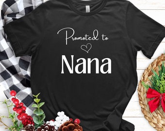 Promu en T-shirt Nana, Cadeau Nana, T-shirt unisexe à manches courtes en jersey