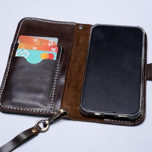 Funda de cuero premium para iPhone 11, 12, 13, 14 y 15 Pro Max, correa para guardar tarjetas y dinero en efectivo